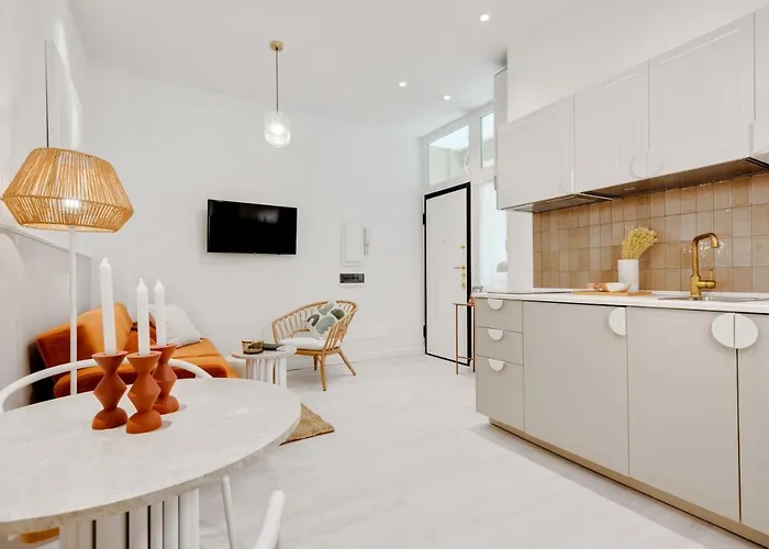 New And Design Flat In The Hearth Of Milan